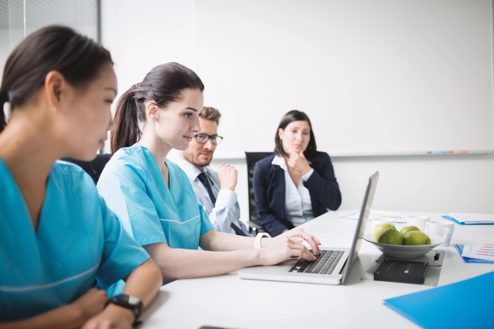 Surgeons in ICU