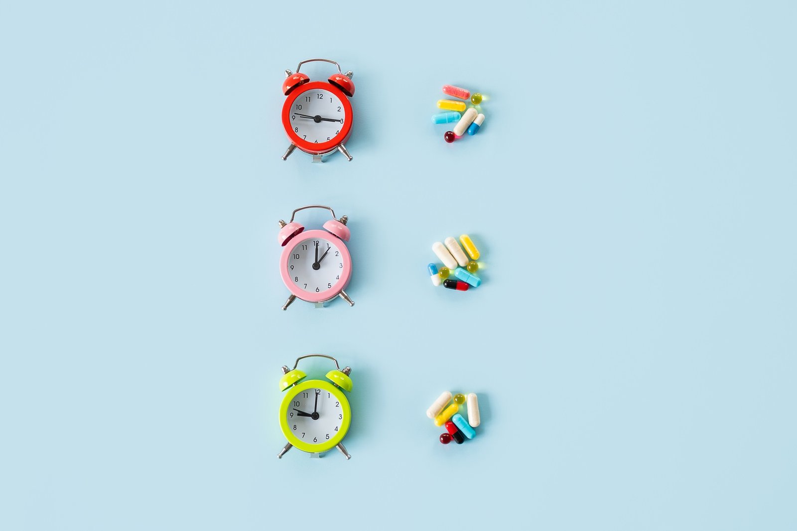 Medication Reminders. Pills, drugs work bedtime, schedule. Time to take medication. Color Alarm